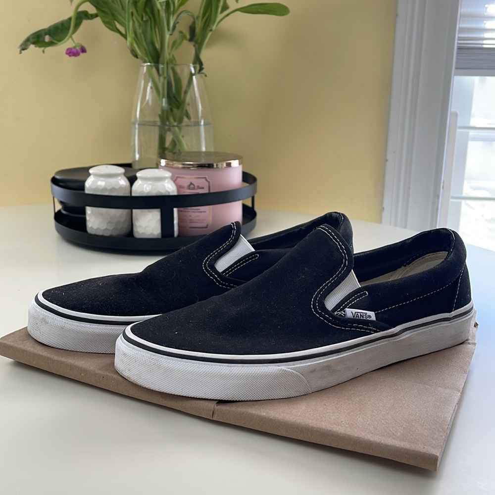 Vans | Black Canvas Slip-On (8.5M/10W)